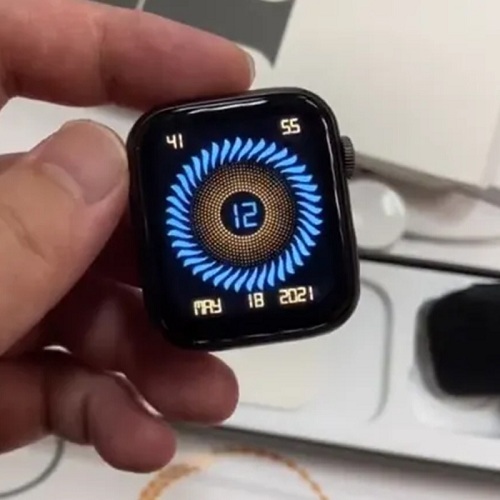 Smart Watch HT66 with Silicone Band and Full Touch Screen - Image 4