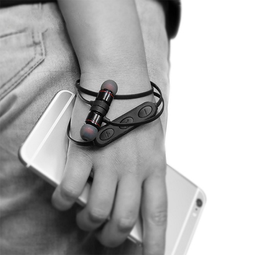 Beats b913 سماعة لاسلكية ,صوت ميك نقي ,تدعم كارت مموري - Image 2